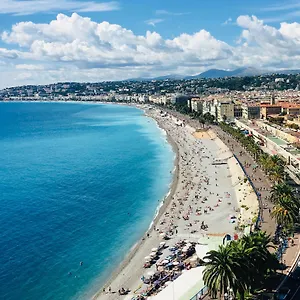  Appartement Magnificent Renovated Apartment, 2 Of 45 M2, Close Tothe Sea, Floor, Terrace France